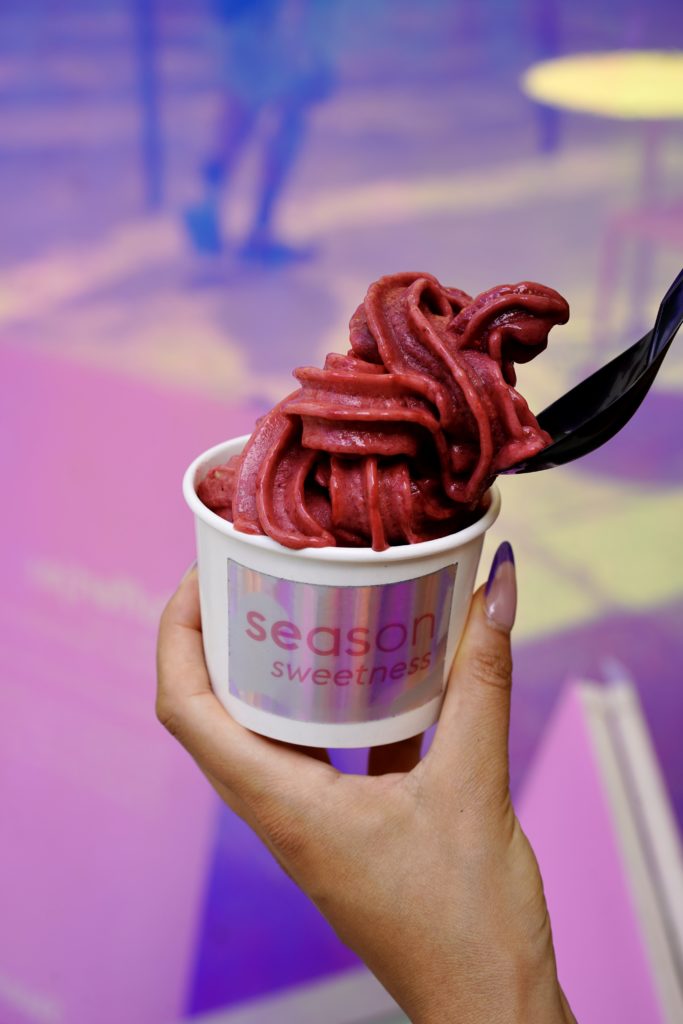 smoothie bowl paris season sweetness